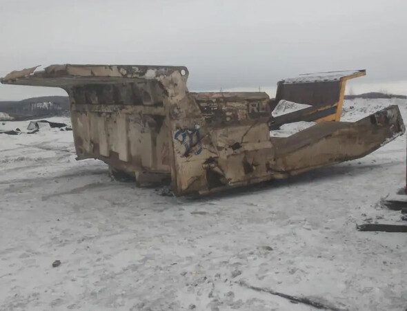 Резка метала при ремонте бортов Белаза-7555