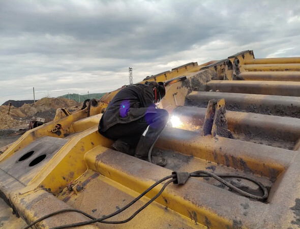 Ремонт кузова Самосвала Cat 777